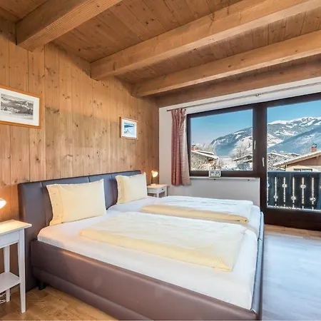 Haus Sonas - With Bedroom & Loft Sleeping Area *