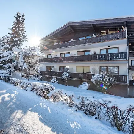 Haus Sonas - With Bedroom & Loft Sleeping Area 滨湖采尔