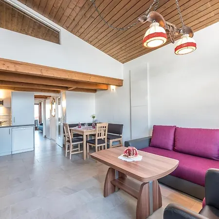 公寓 Haus Sonas - With Bedroom & Loft Sleeping Area